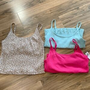 Old Navy Tank Tops Cropped Shelf Bra Medium Tall